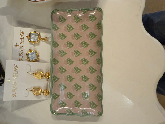 Scalloped Edge Trinket Tray