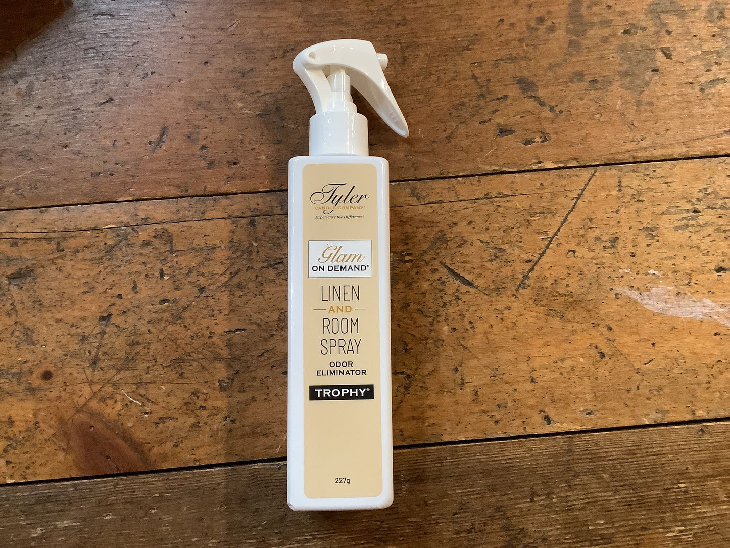 Trophy large linen spray