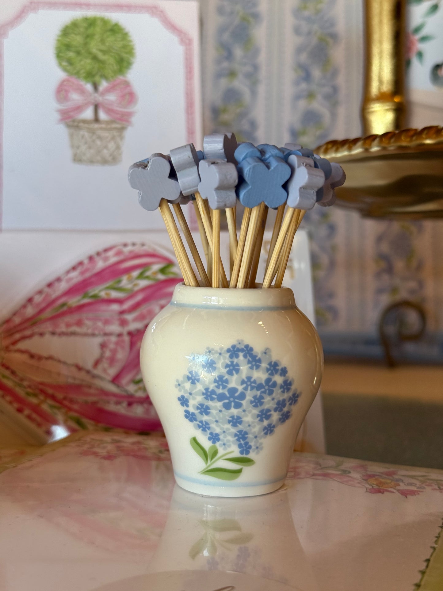 Hydrangea Jar w/20 Picks in GB