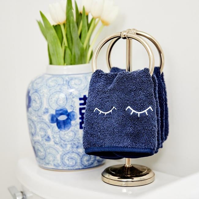 Weezie Makeup Towel