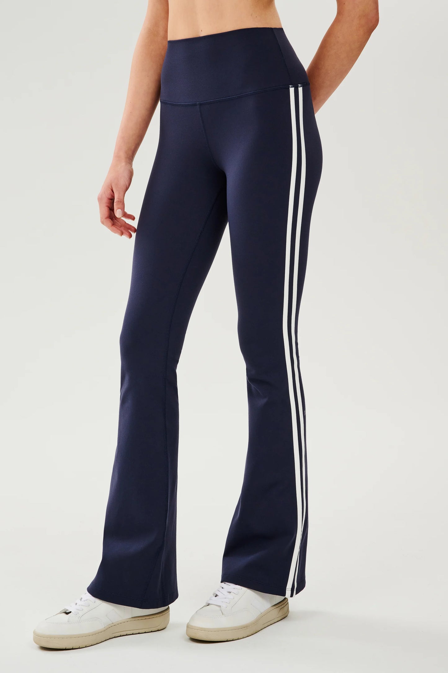SPLITS 59 Indigo/White Flare 32”