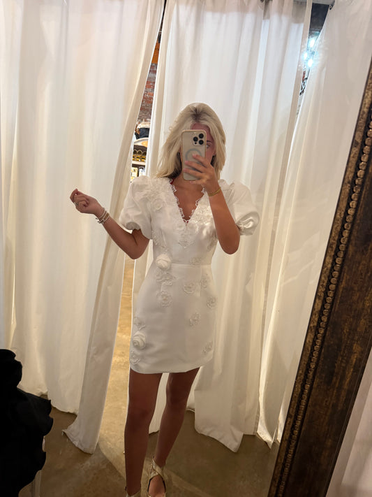 Elliatt White Bridal Cocktail