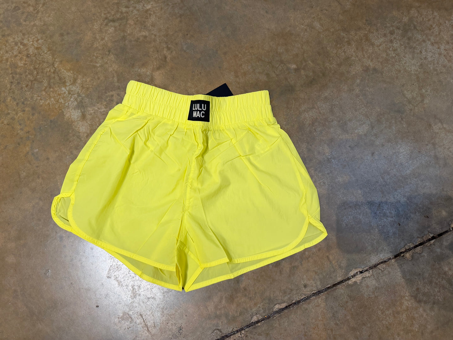 LULU MAC Shorts