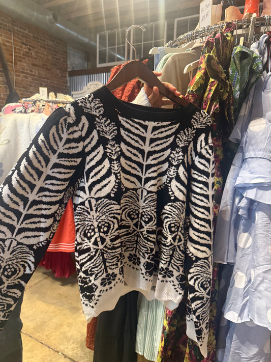 Black and White Print Scalloped Sweater