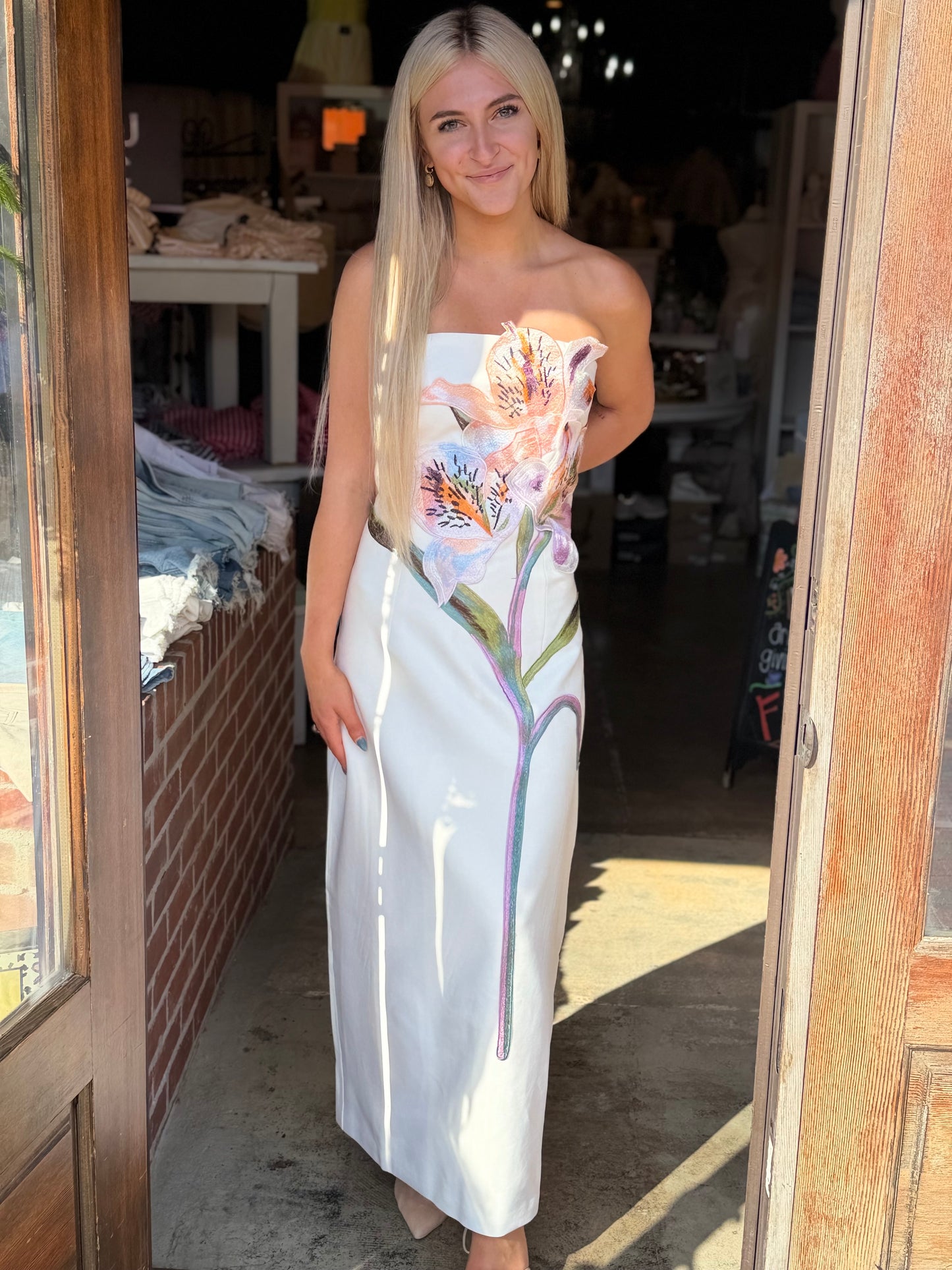 Elegant Strapless Maxi Dress with Floral