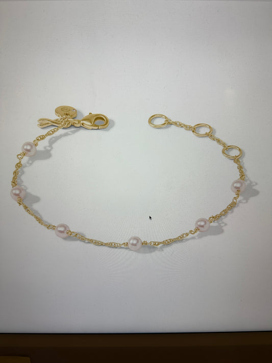 the pink delicate bracelet pink pearl Julie Vos