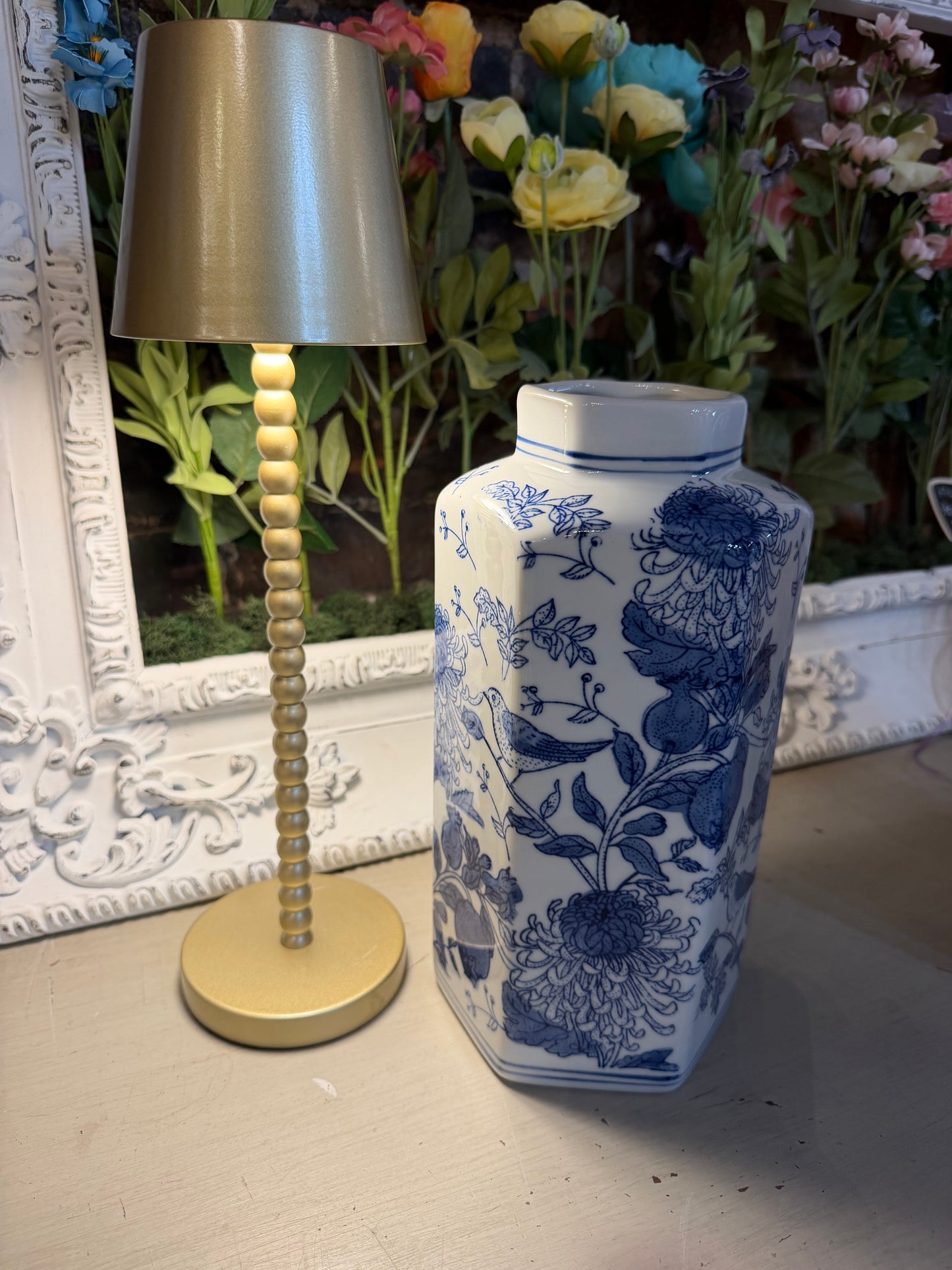 Twos Company Bird Ginger Jar Med