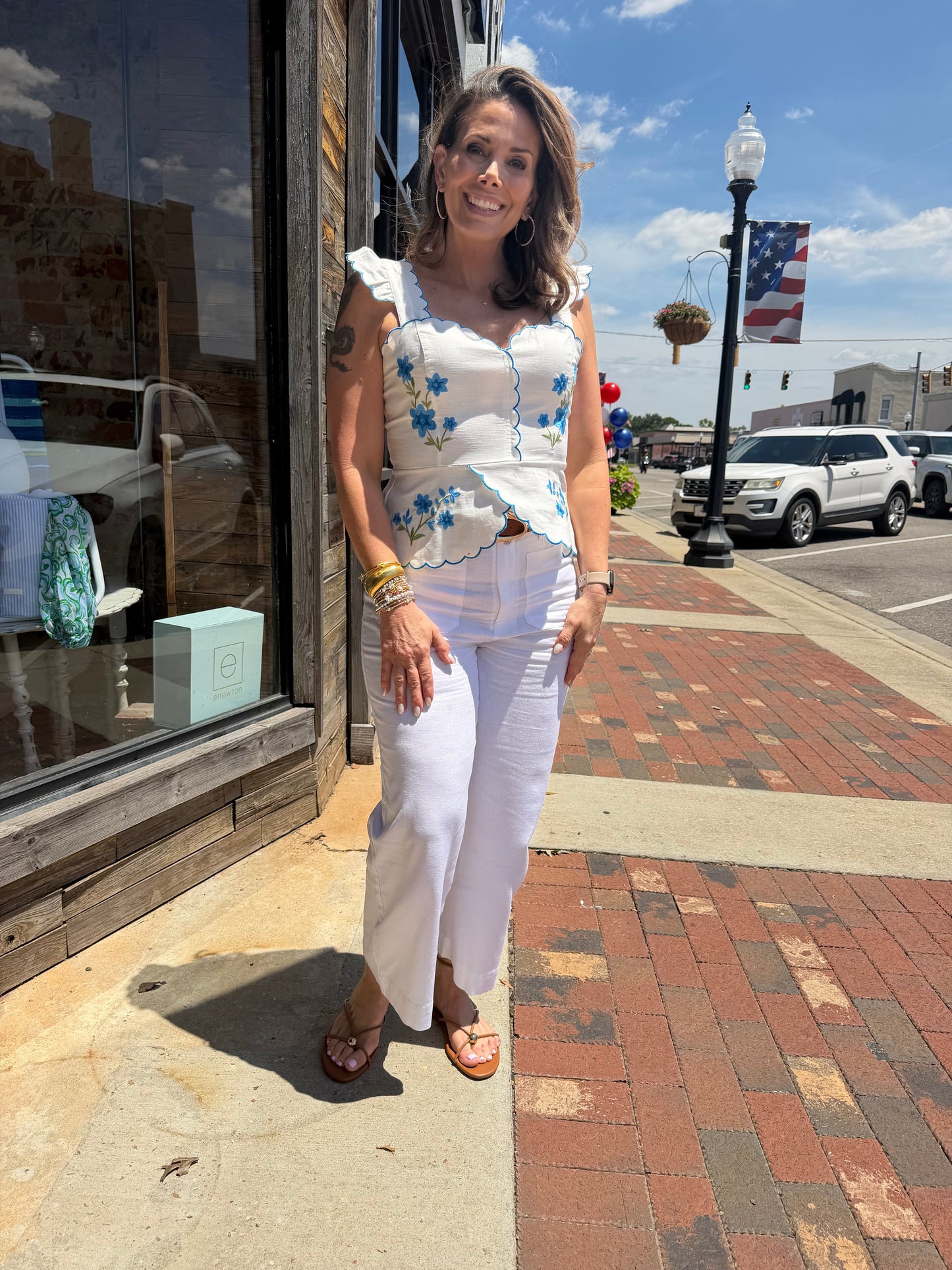 Floral Embroidered Fitted Scallop Top