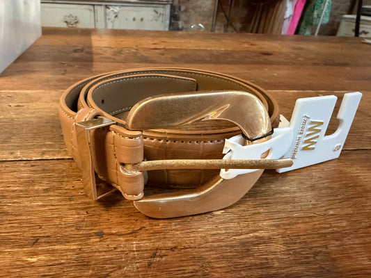 Croco Belt with Gold Wavy Buckle with Metal Holder