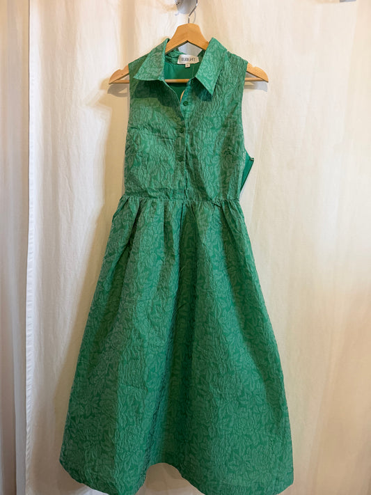 Vivid Jacquard Long Dress with Chic Collar Detail