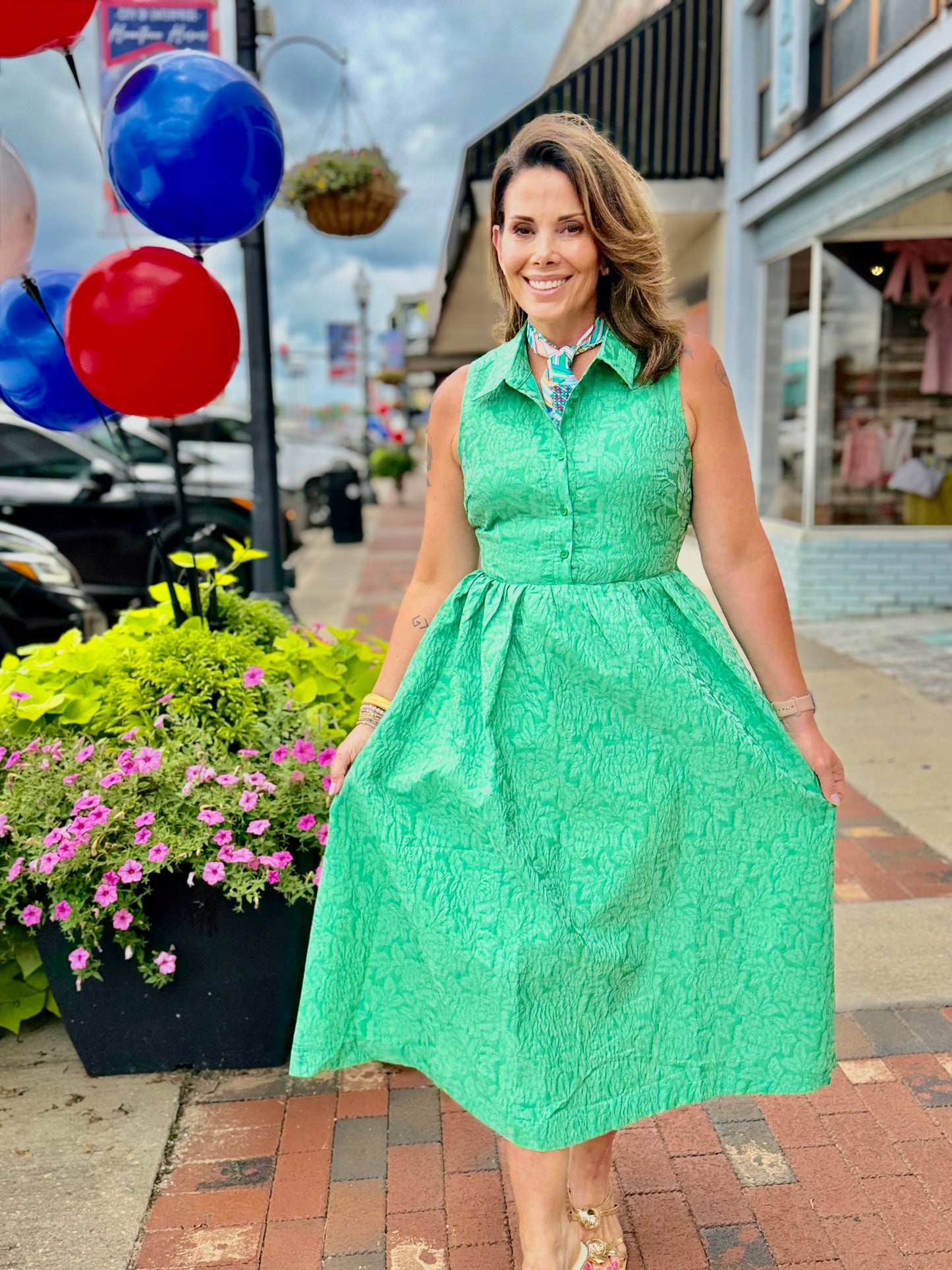 Vivid Jacquard Long Dress with Chic Collar Detail