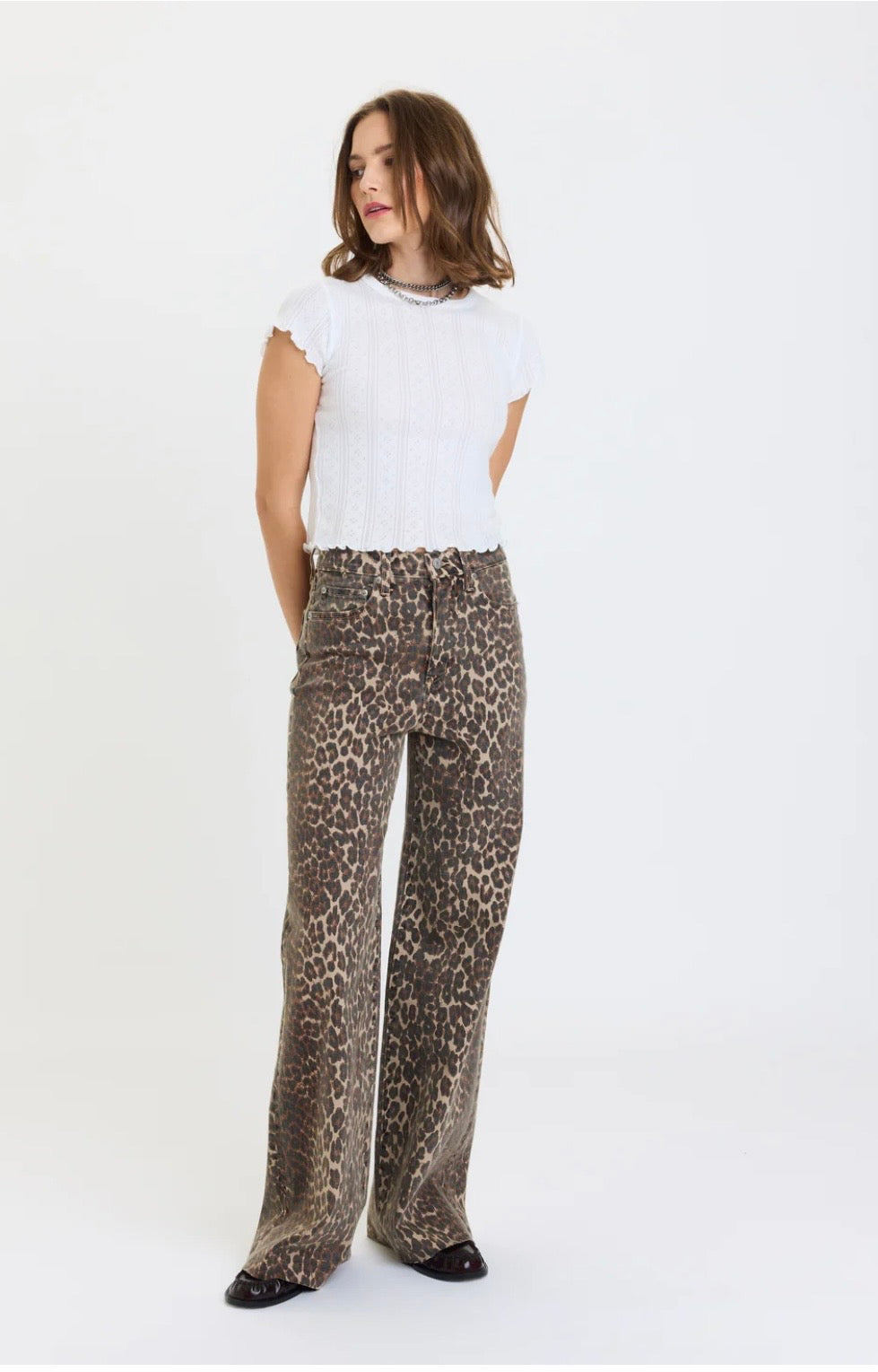 FAR OUT WIDE LEG IN COOL CAT