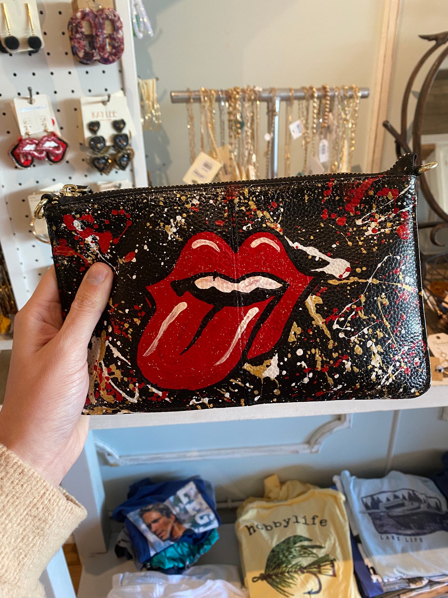 Lips Crossbody