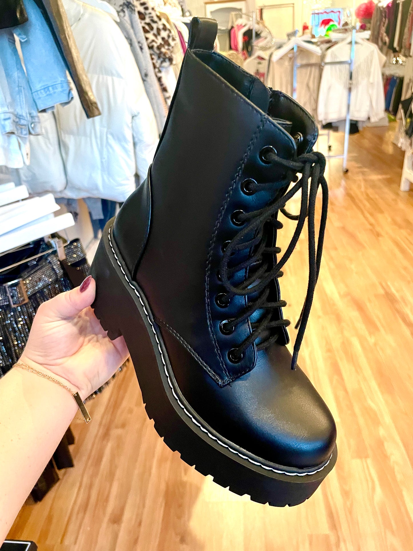 Fling Combat Boot