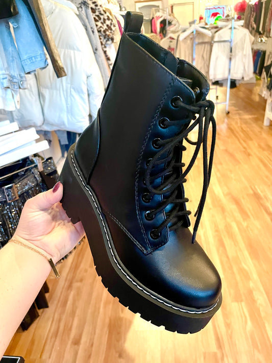 Fling Combat Boot